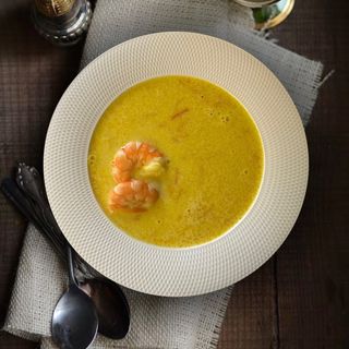 Сирний суп з орзо та креветками/еклери "закусочні"