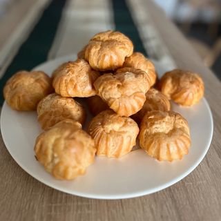 Еклер "Закусочний з часником" (4 шт)