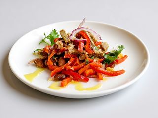 Салат Тбілісі стандарт (320г)