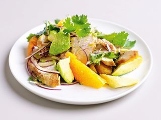 Салат з куркою і апельсинами стандарт (330г)