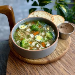 Бульйон курячий з локшиною