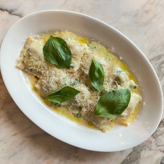 РАВІОЛІ ДІ КАРНЕ