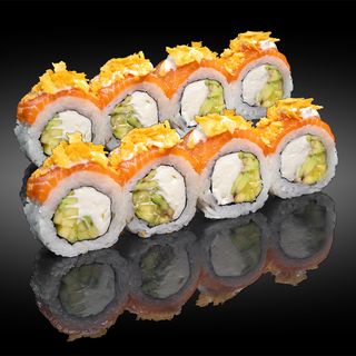 Рол Філа кранч з манго та авокадо