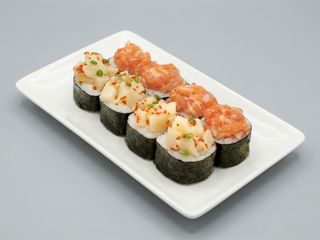 Крім рол з Лососем і Масляною (260г)