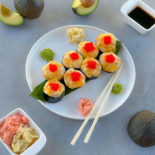 Запечений рол креветкою (350 г)