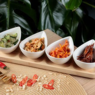 Сет паназійських закусок №1 30/30/30/30г