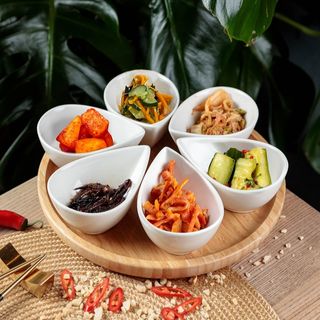 Біг сет паназійських закусок №2  6шт 30/30/5/30/30/30г