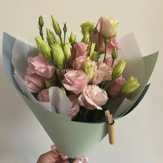 Еустома в асортименті 