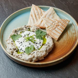 Рієт із скумбрії з вершковим сиром та каперсами