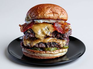 Дабл Біф Бургер 