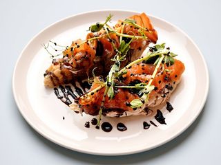 Брускети з лососем (190г)