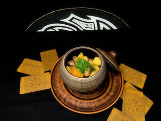 Тушкована картопля з мʼясом (300g)