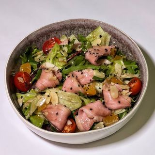 Салат з качкою та мандаринами (215 гр.)