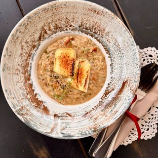 Ризото з лісовими грибами та сиром брі