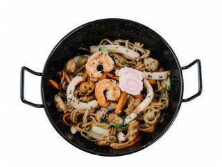 Локшина вок з морепродуктами (450г)