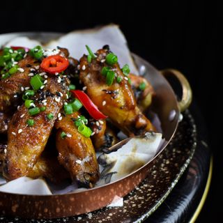 Курячі крильця в Медово-Гірчичному соусі (340г)