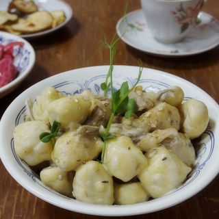 Відкриті галушки у вершково-грибному соусі