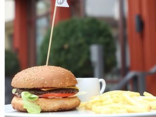 Бургер ДІ МАНЗО (420g)