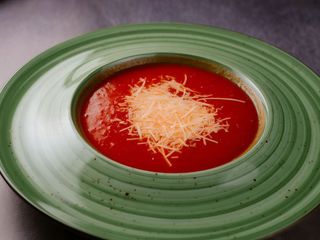 Томатний суп з пармезаном (250g)