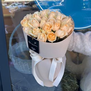 Троянда сорту Піч Аваланч 23шт