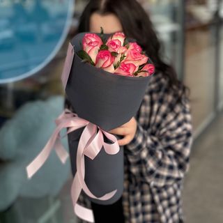 Троянди сорту Джумілія 9 шт