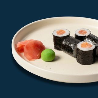 Макі лосось (110г)