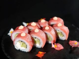 Рол Філадельфія з тунцем (360г/8шт)