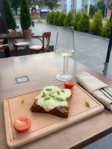 Тартіні з гуакамоле та тунцем, 460г