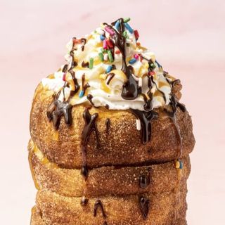 Кюртош горіх з нутелою та кремомхом,