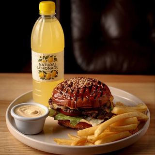 Дабл бургер меню з куркою