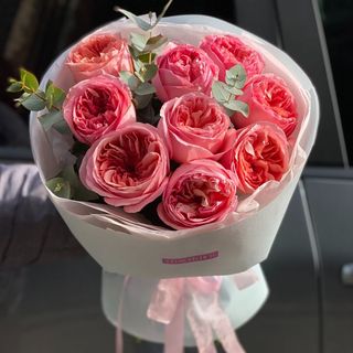 Півоноподібна троянда