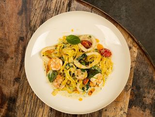 Паста з морепродуктами (400г)