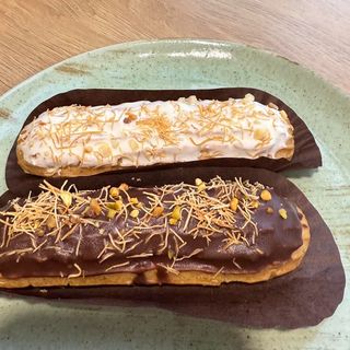 Еклер Дубайський