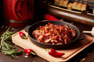 Вушка свинячі в медовій глазурі (150г)