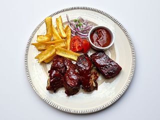 Реберця свинини з картопляними діпами (340г)