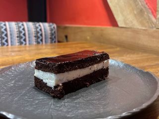 Шоколадний ломтик