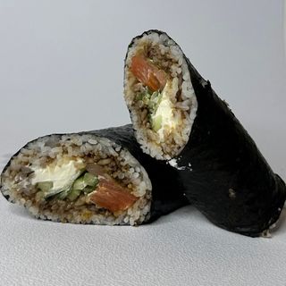 TOSHI ROLL з копченим лососем(350г)