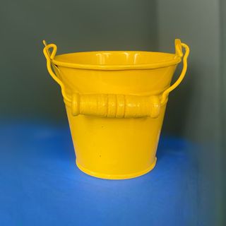 Декоративне металеве відерце (жовтий)