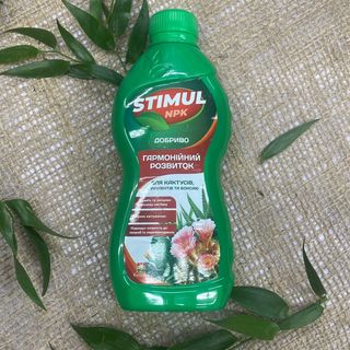 Добриво мінеральне Stimul для кактусів, сукулентів та бонсаю 310 мл