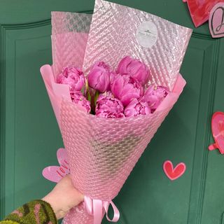 9 рожевих піоновидних тюльпанів