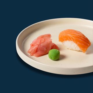 Нігірі лосось (35г)