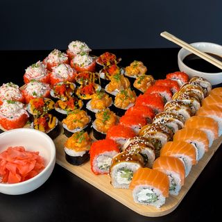 Сет NEW YEAR (1560г)