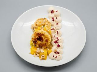 Сирники з карамельним крем-чіз та манго (270г)