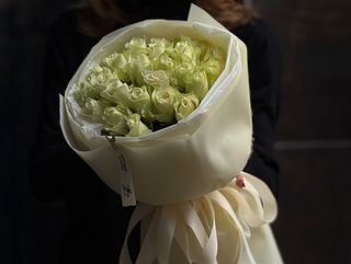 Букет 25 Біла троянда Атена 25 шт