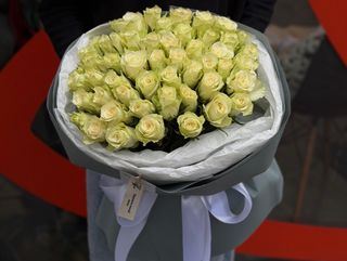 Букет 26 Біла троянда Атена 51 шт