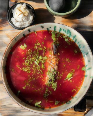 Борщ український (390/30)