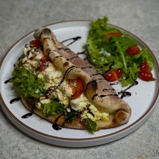 Фокачча з моцарелою і скрембл (380 г)