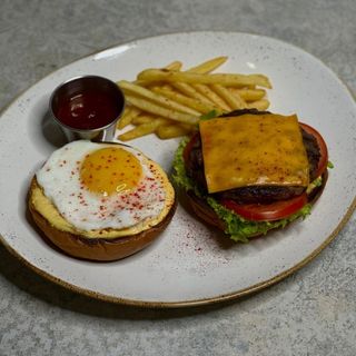 Американський сніданок з курячою котлетою  (350/30 г)