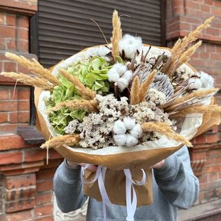 Букет з суцоцвітів «Колосочки»