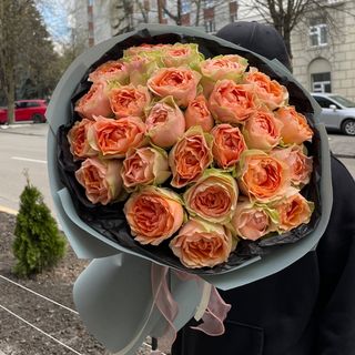 Букет з троянд «Гравіті»